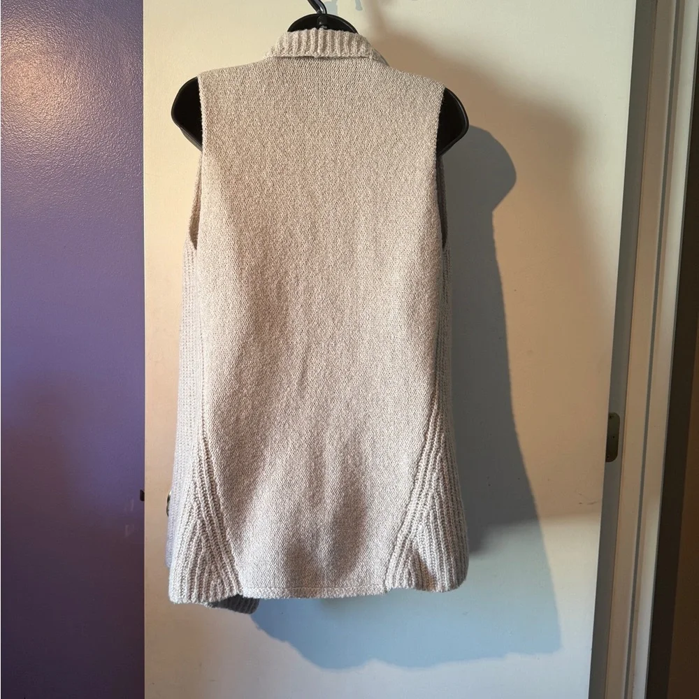 LOFT Women's Beige Sleeveless Open Front Cardigan Size Medium Petite